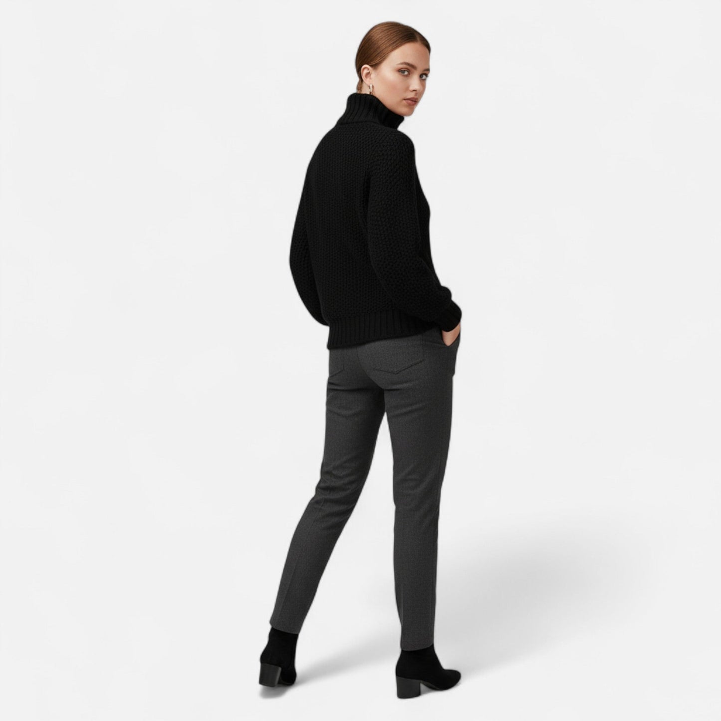 Women’s Knit Sweater – Timeless Everyday Elegance