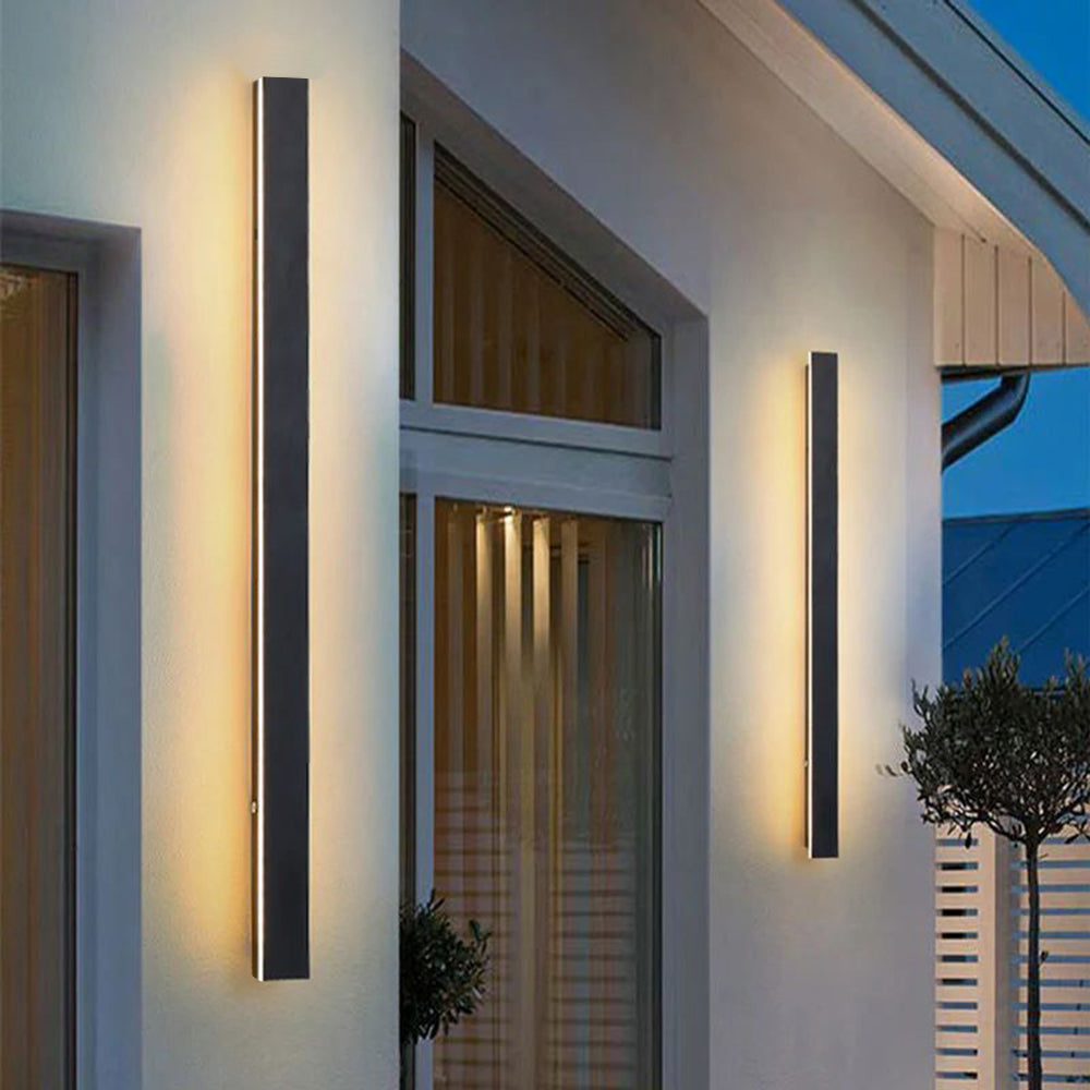 Silex Linear Outdoor Wall Lamp