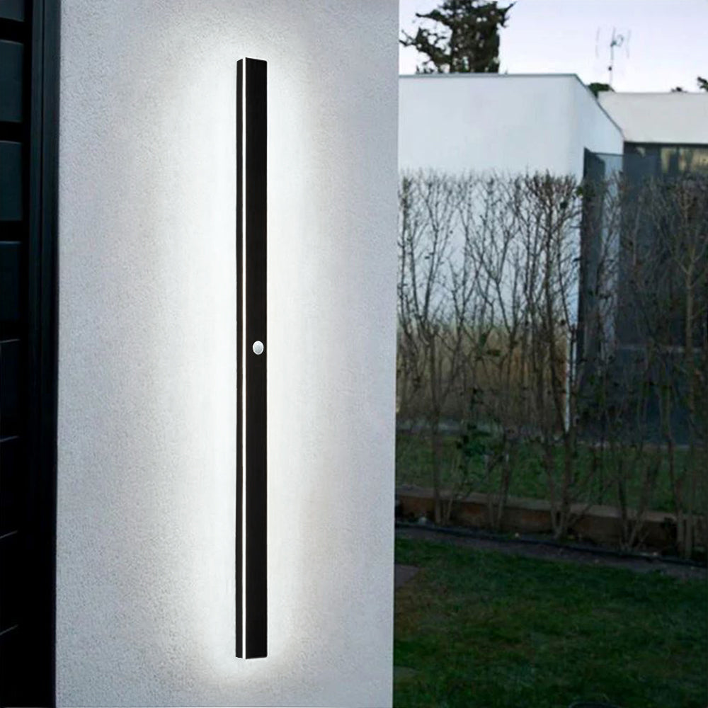 Silex Linear Outdoor Wall Lamp