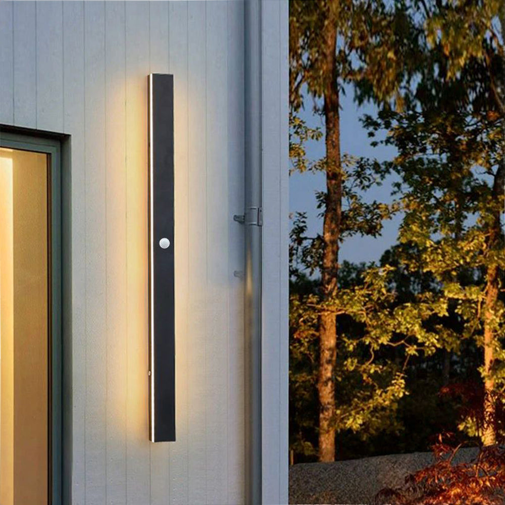 Silex Linear Outdoor Wall Lamp