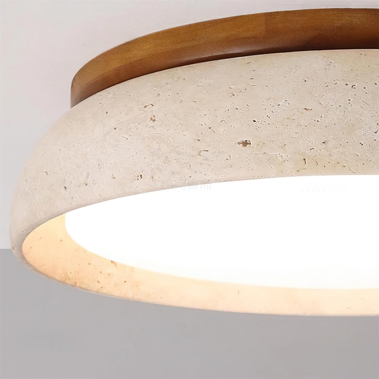 Kloris Ceiling Light Piedra Travertine