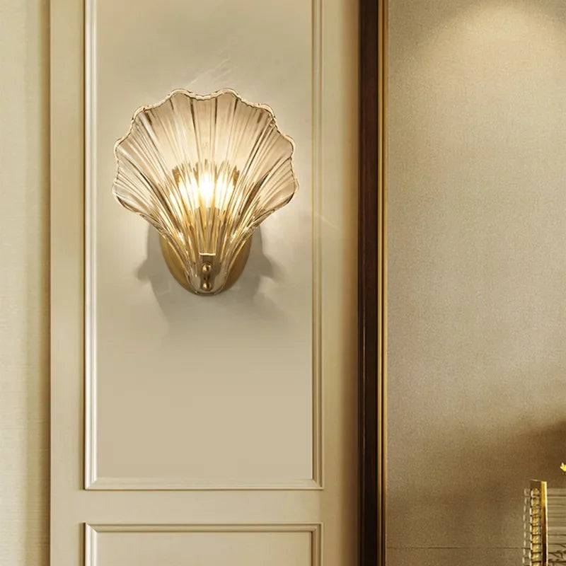 Art Deco Brass Glass Seashell Wall Sconce LED 1-Light