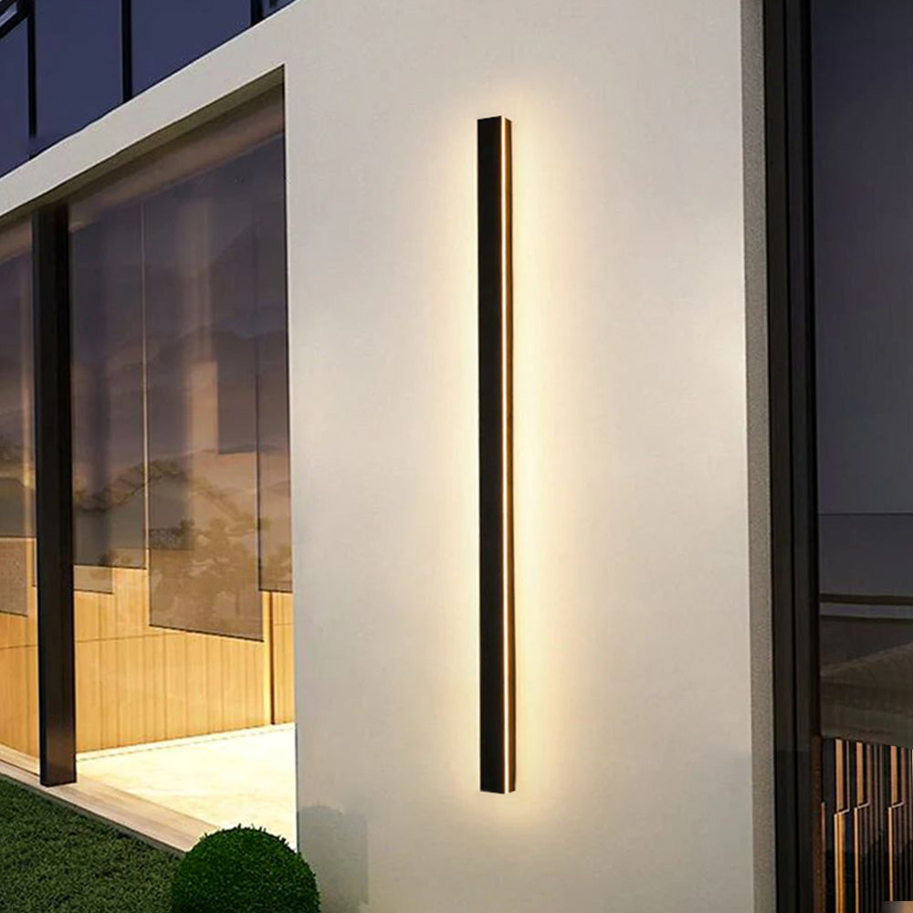 Silex Linear Outdoor Wall Lamp