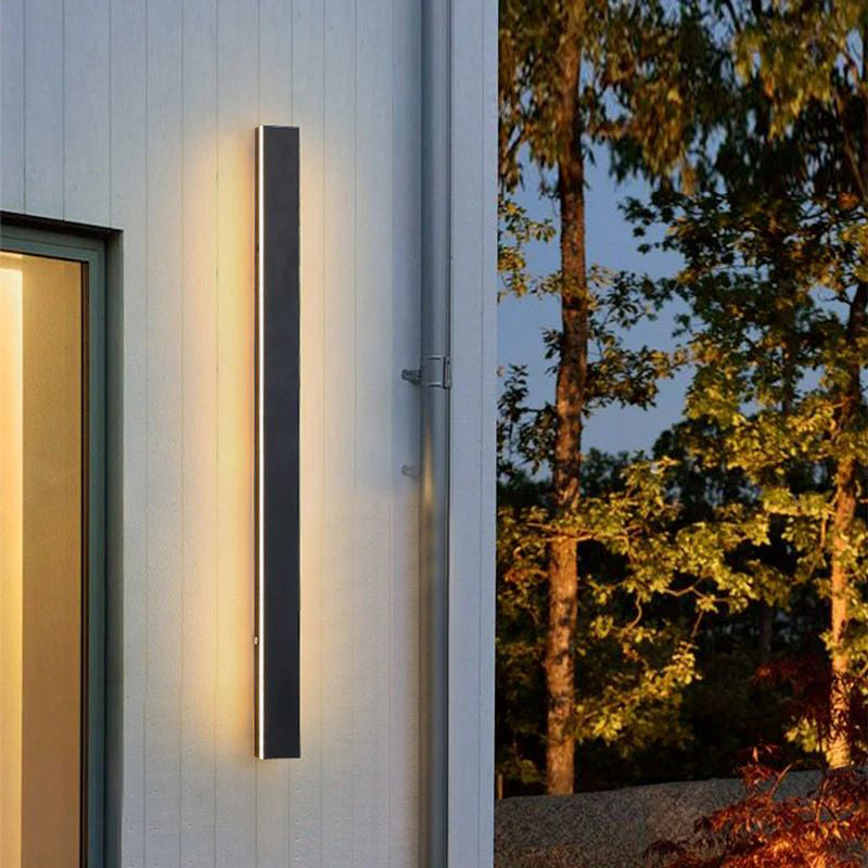 Silex Linear Outdoor Wall Lamp