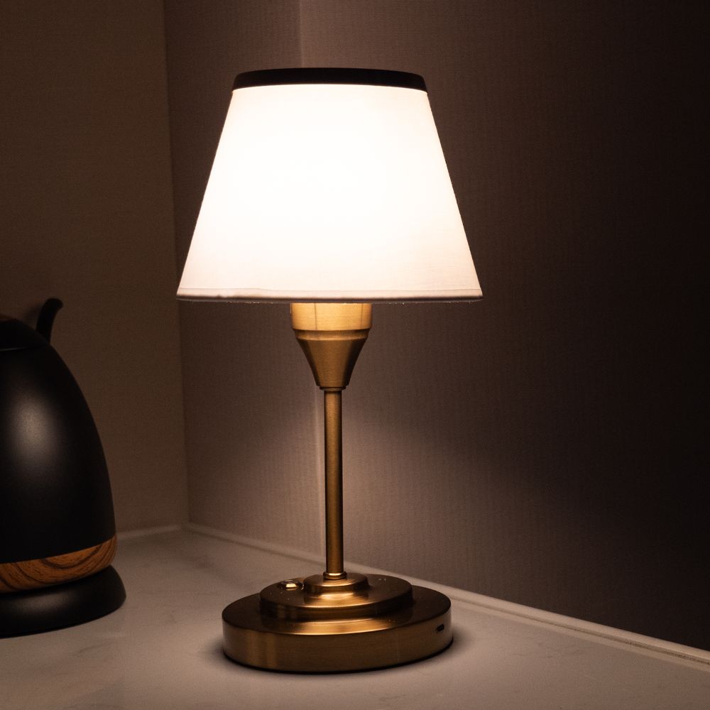 Tavo Fabric Table Lamp